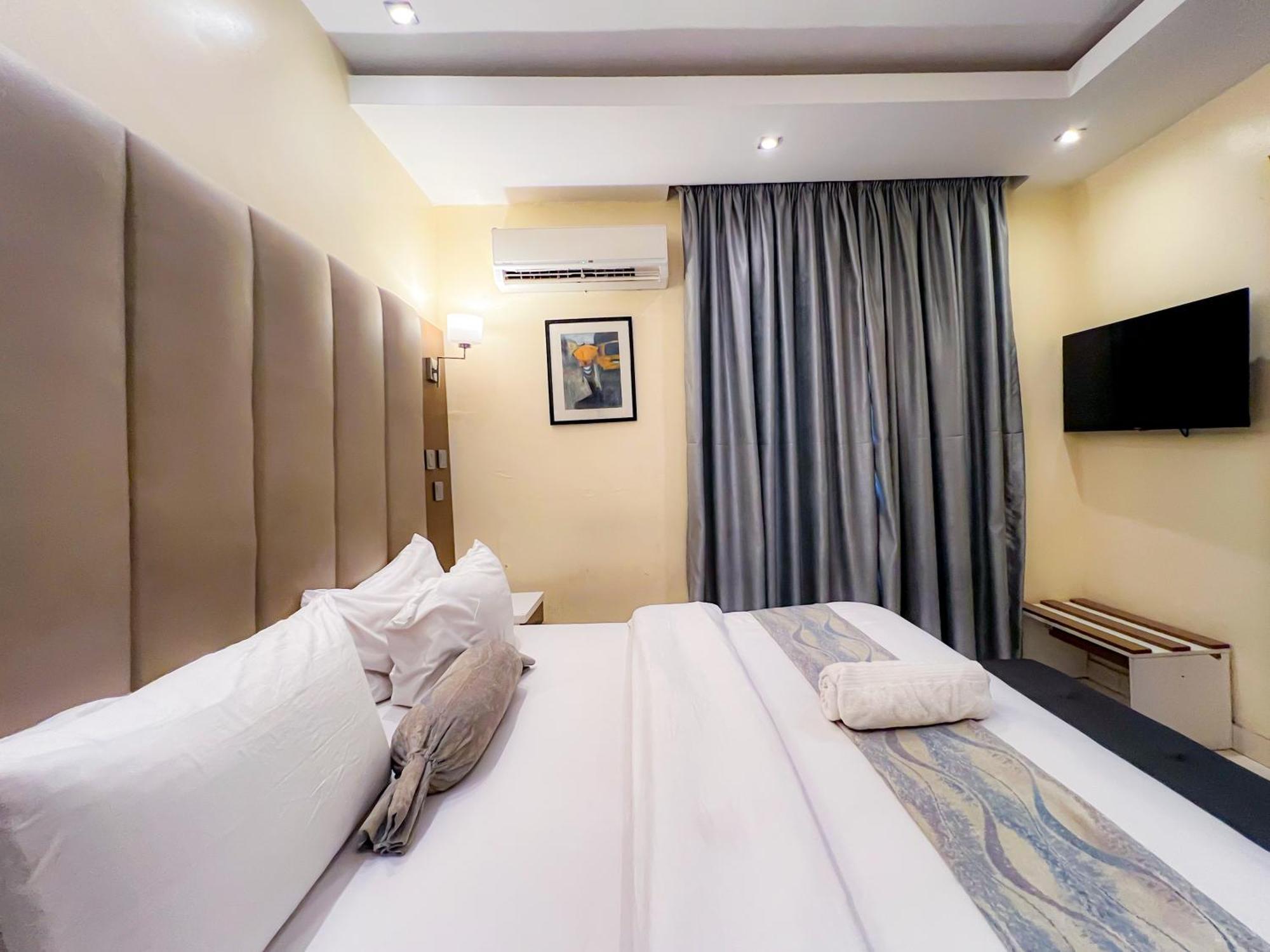 Box Residence Lagos Luaran gambar