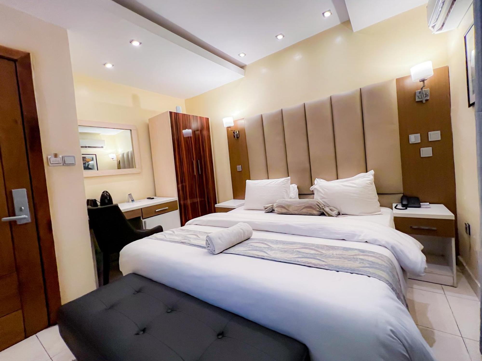 Box Residence Lagos Luaran gambar